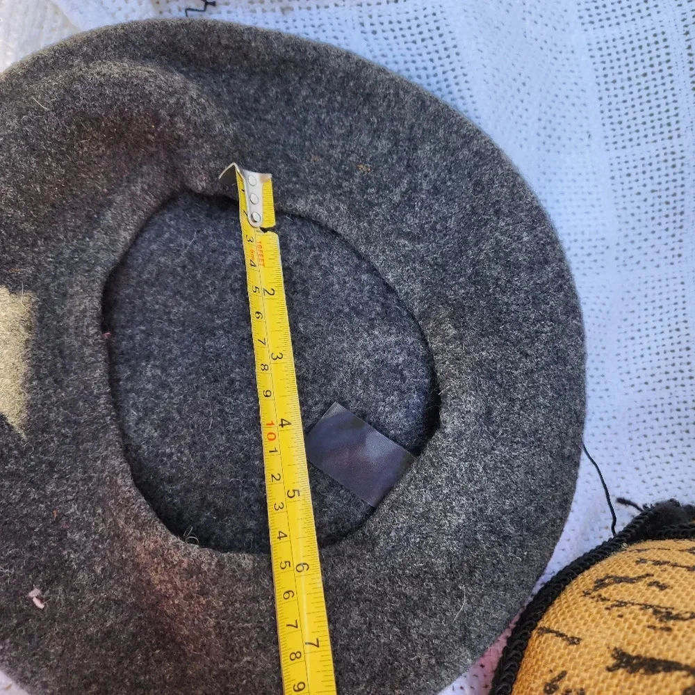 Vintage gray beret‎