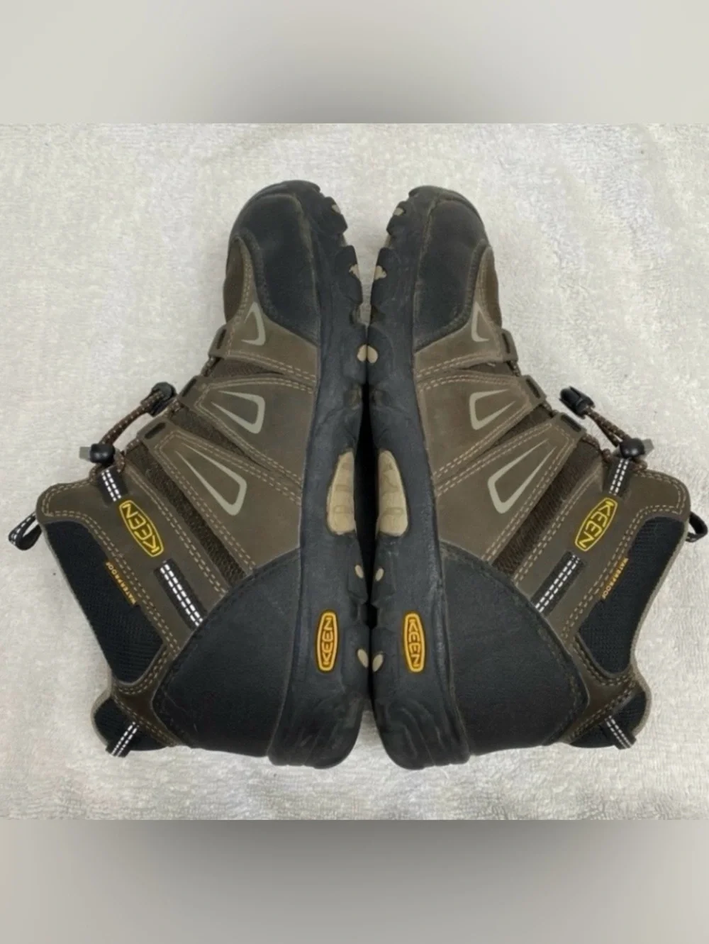 Keen durable traction mountains