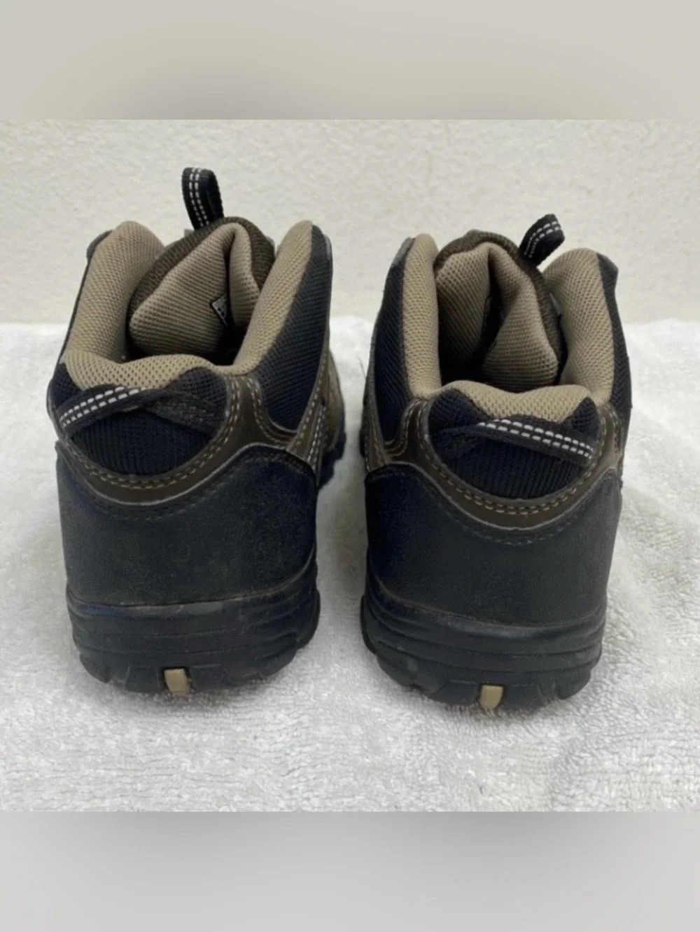 Keen sporty lace