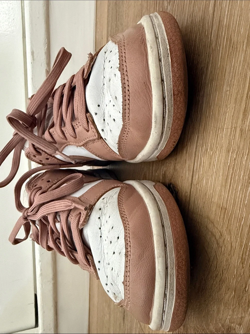 Nike low top