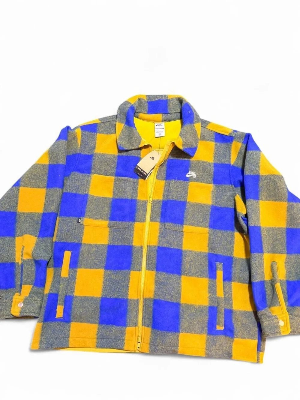 Nike bold checkered