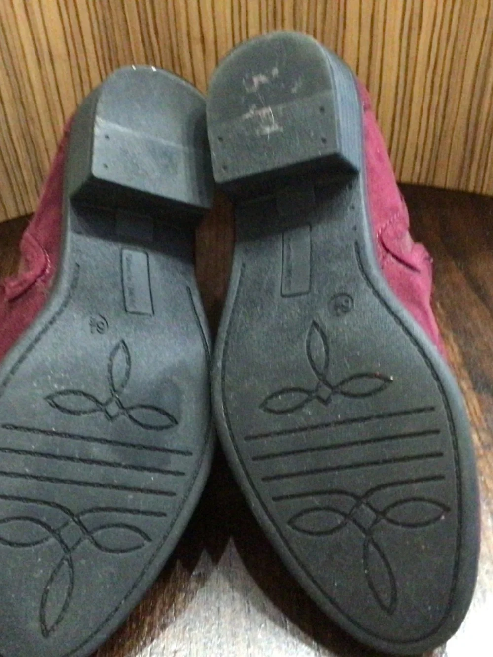 Maurices ankle boots in burgundy. Size 6 1/2. Very gently worn.