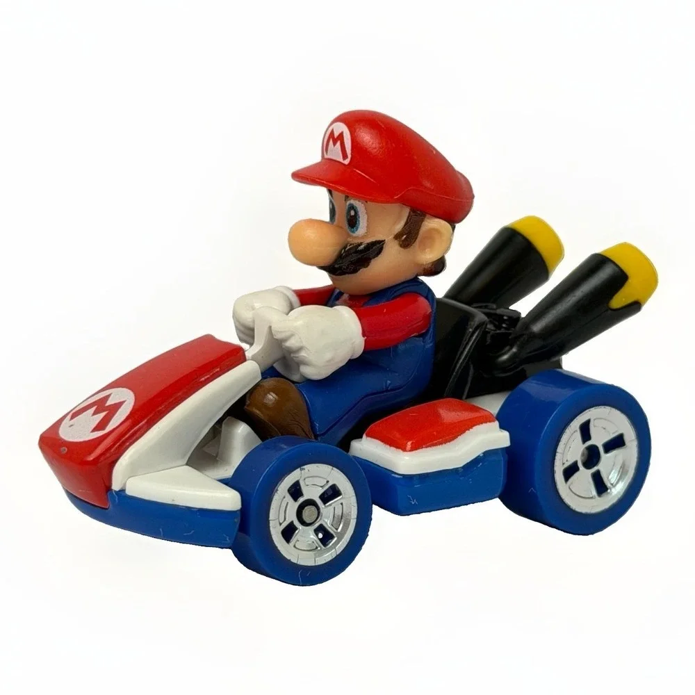 Hot Wheels Mario Kart Mario Standard Kart Die-Cast Car – 2018 Mattel Blue Wheels