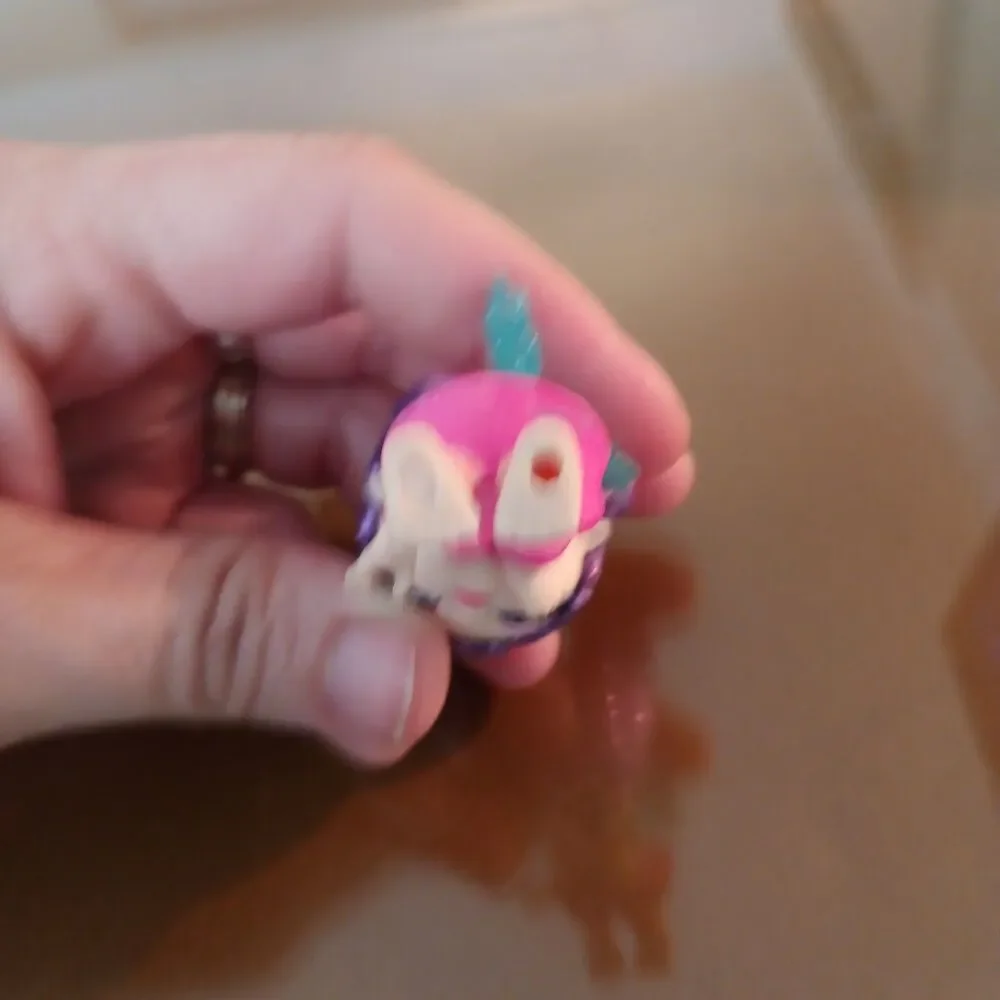 Spin Master hatchimals pixies