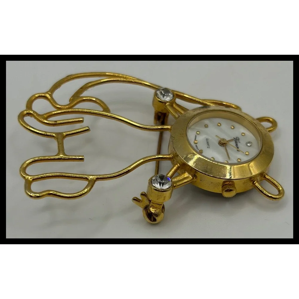 Vienna cat brooch