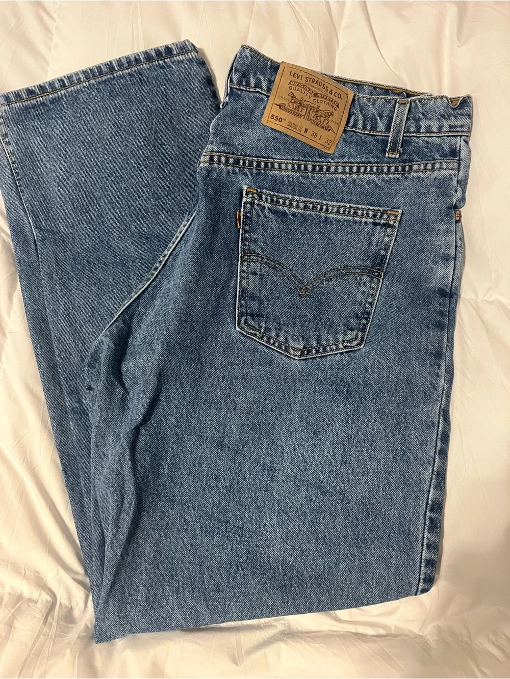 Levis pairs levi