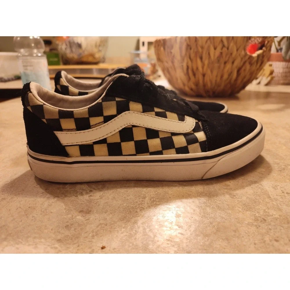 Vans women off