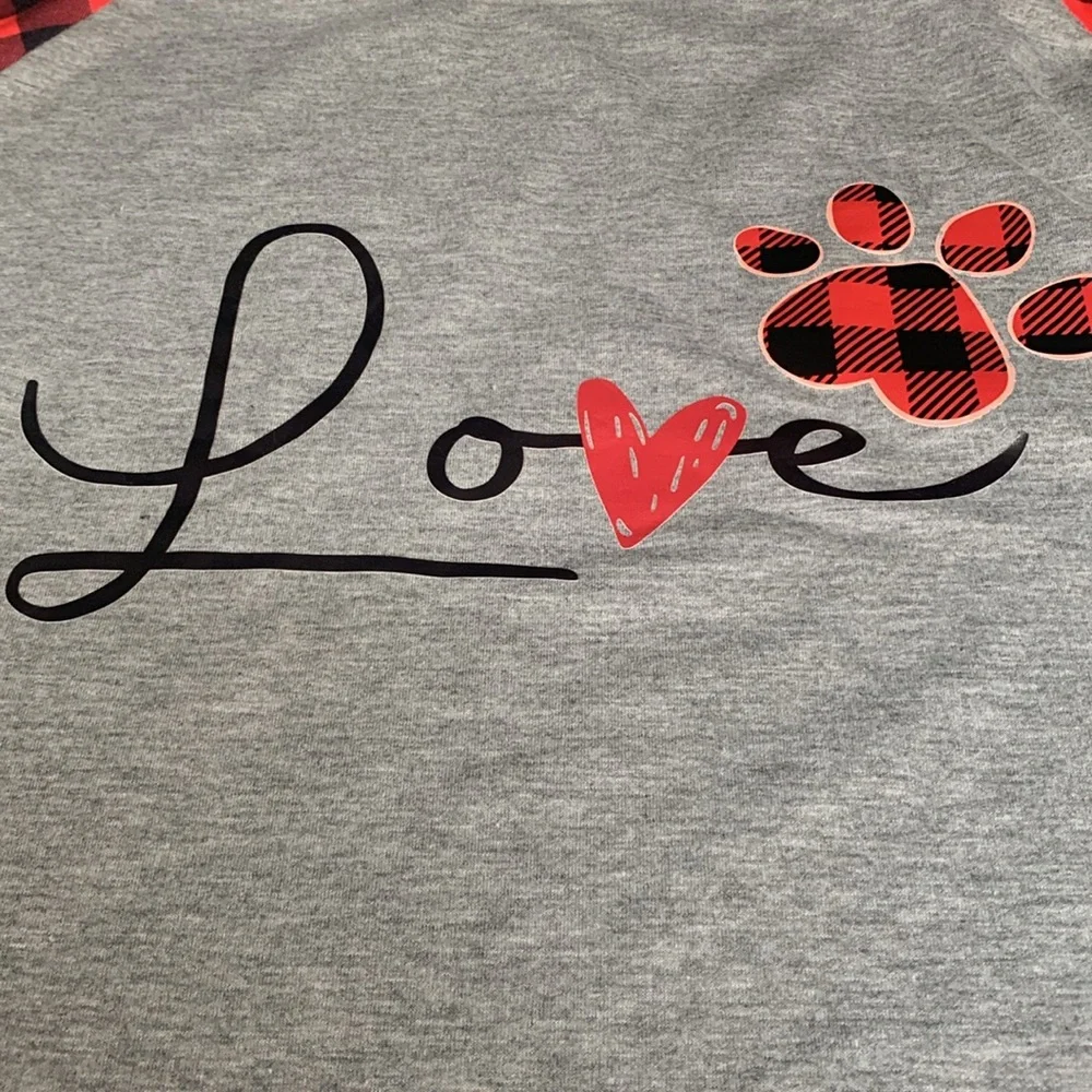 Dog lovers Womens Long Sleeve Shirt NWOT