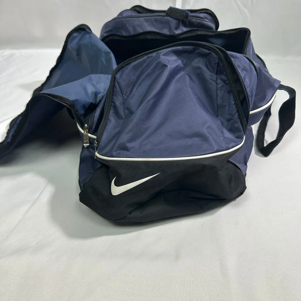 Nike vintage duffel