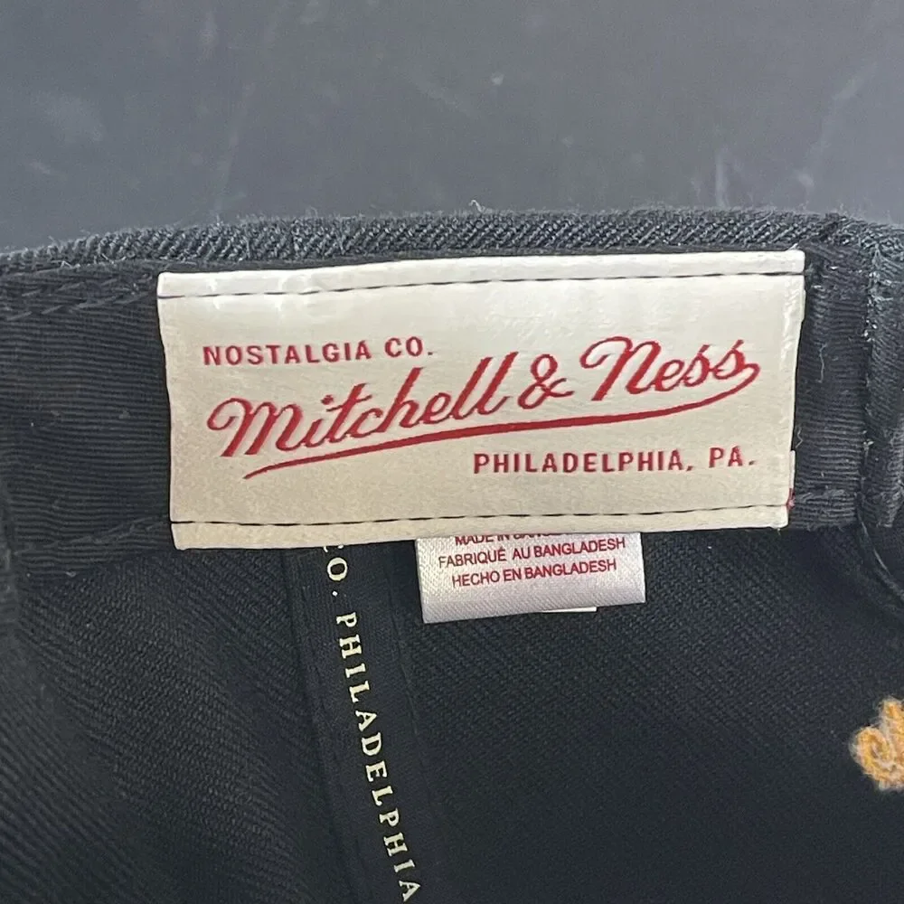 Mitchell & Ness pointed sizing mitchell