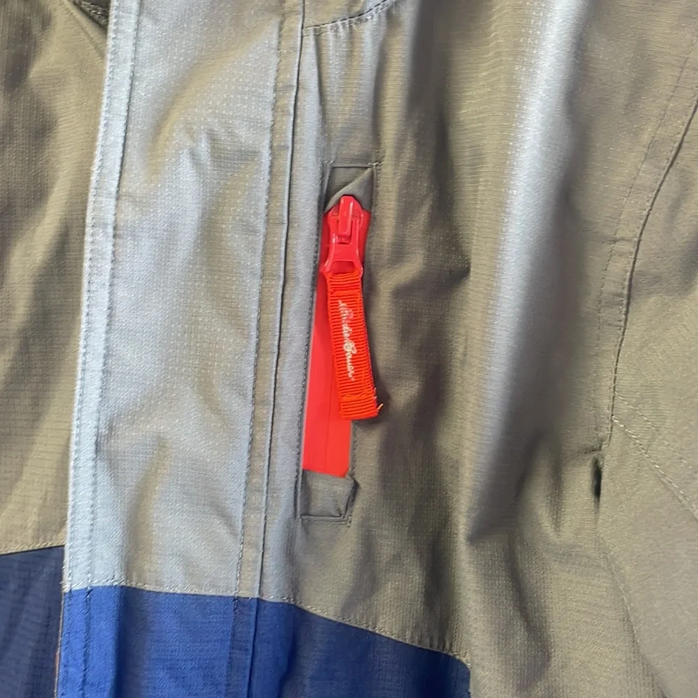 Eddie Bauer or reflectors top