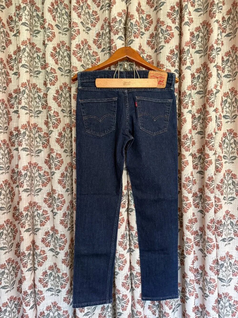 Levis men size