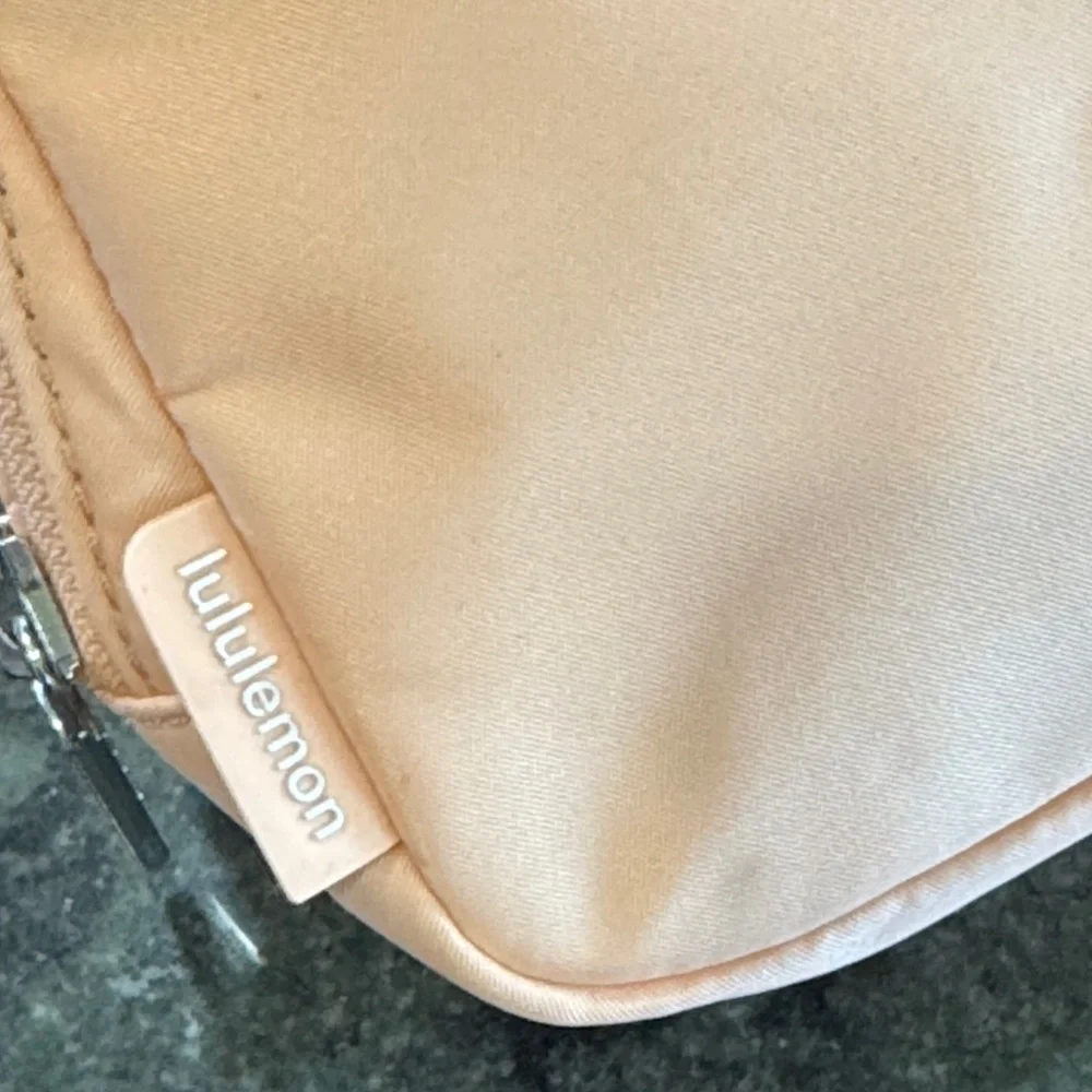lululemon athletica sleek versatile
