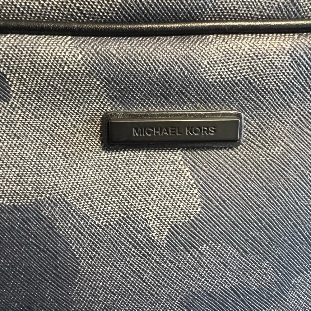 Michael Kors excellent measurements