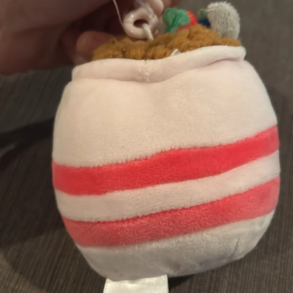 Squishmallows zosia keychain