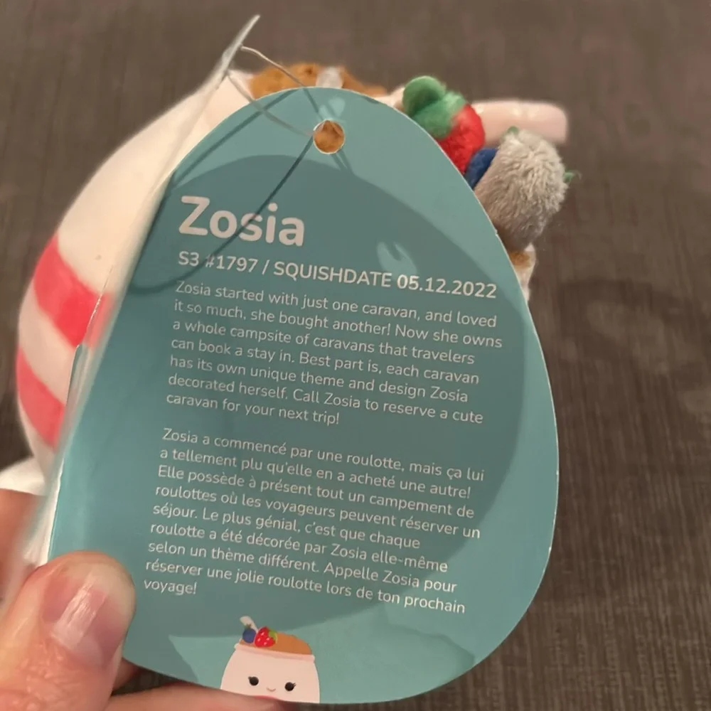 Squishmallows zosia keychain