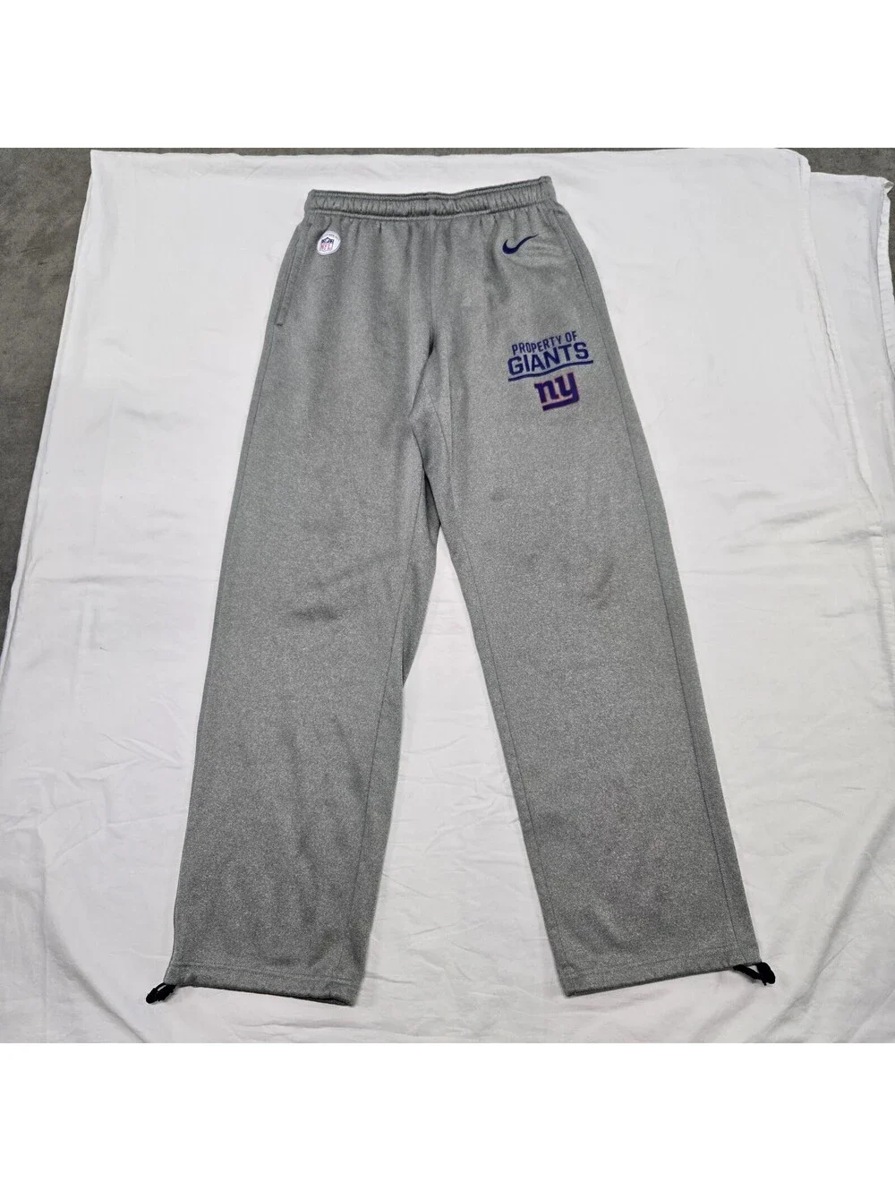 Men's MEDIUM Nike New York Giants Logo Sweatpants Grey NFL Training Therma-FIT