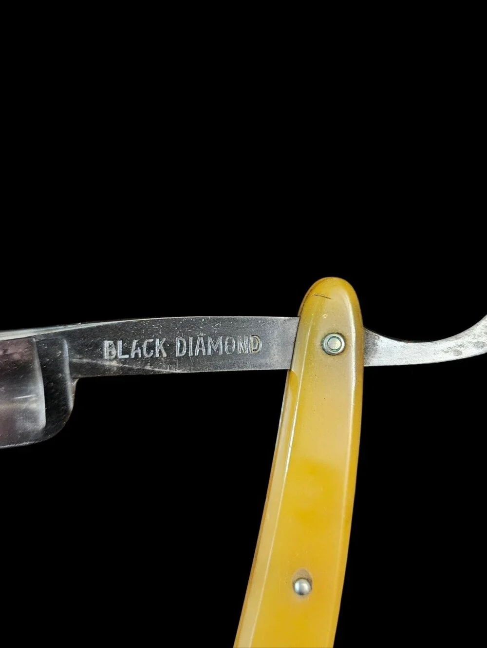 Straight Razor By Grah & Plumacher Black Diamond Solingen-Weyer Germany Yellow