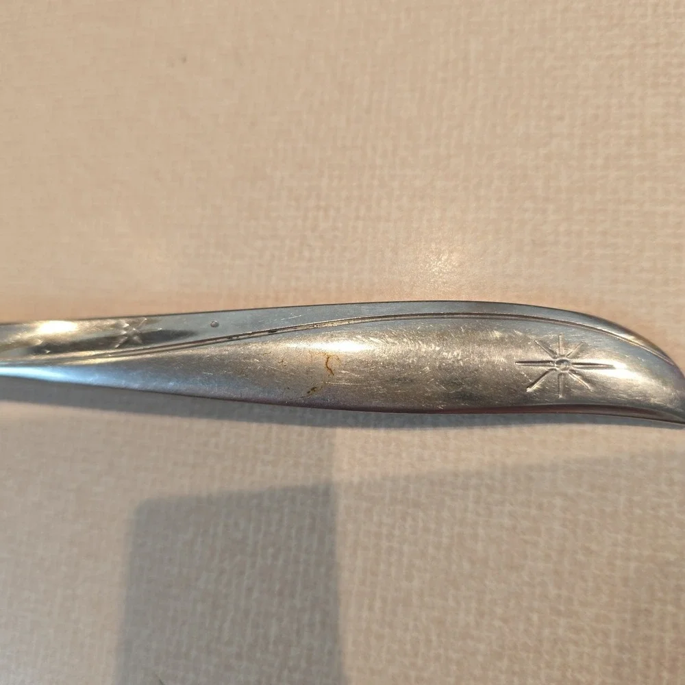 Oneida beautiful piece