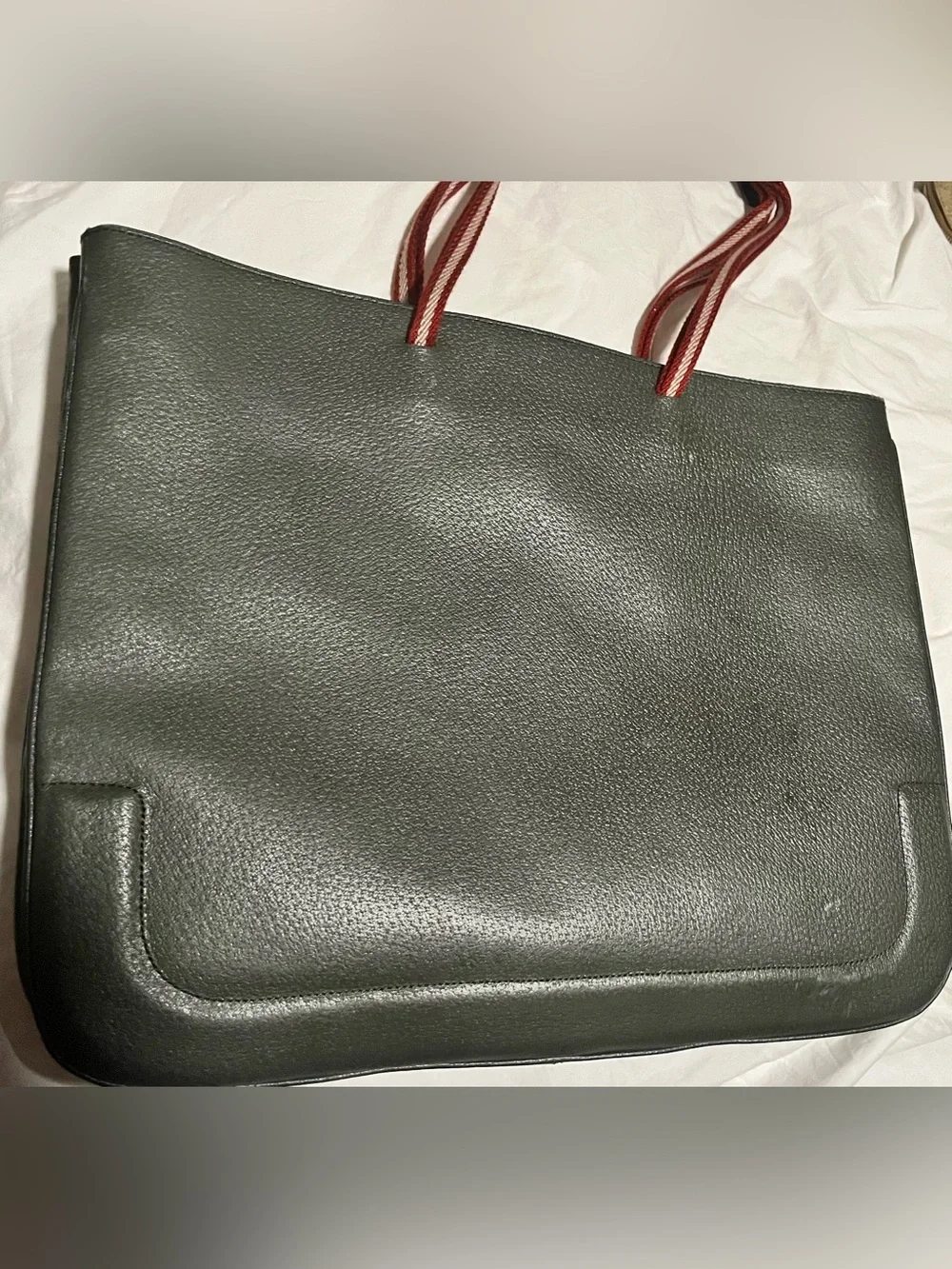 Bally straps color spacious