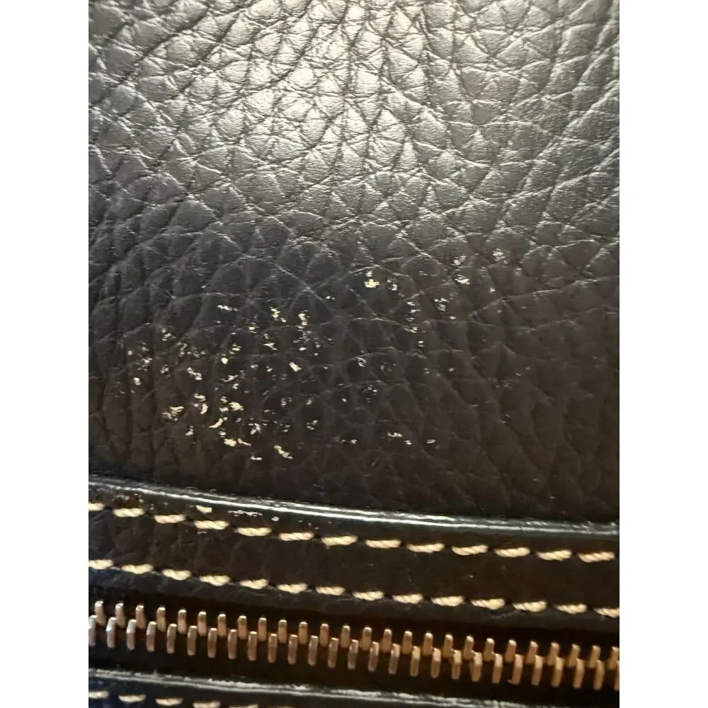 Dooney & Bourke elevate your