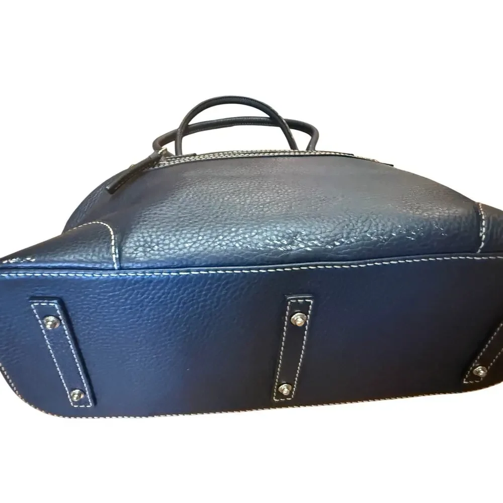 Dooney & Bourke elevate your