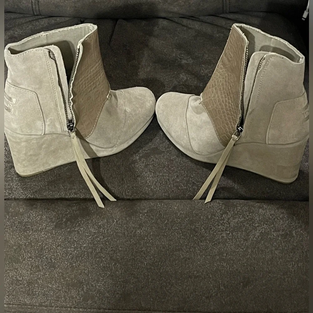Toms ankle boots
