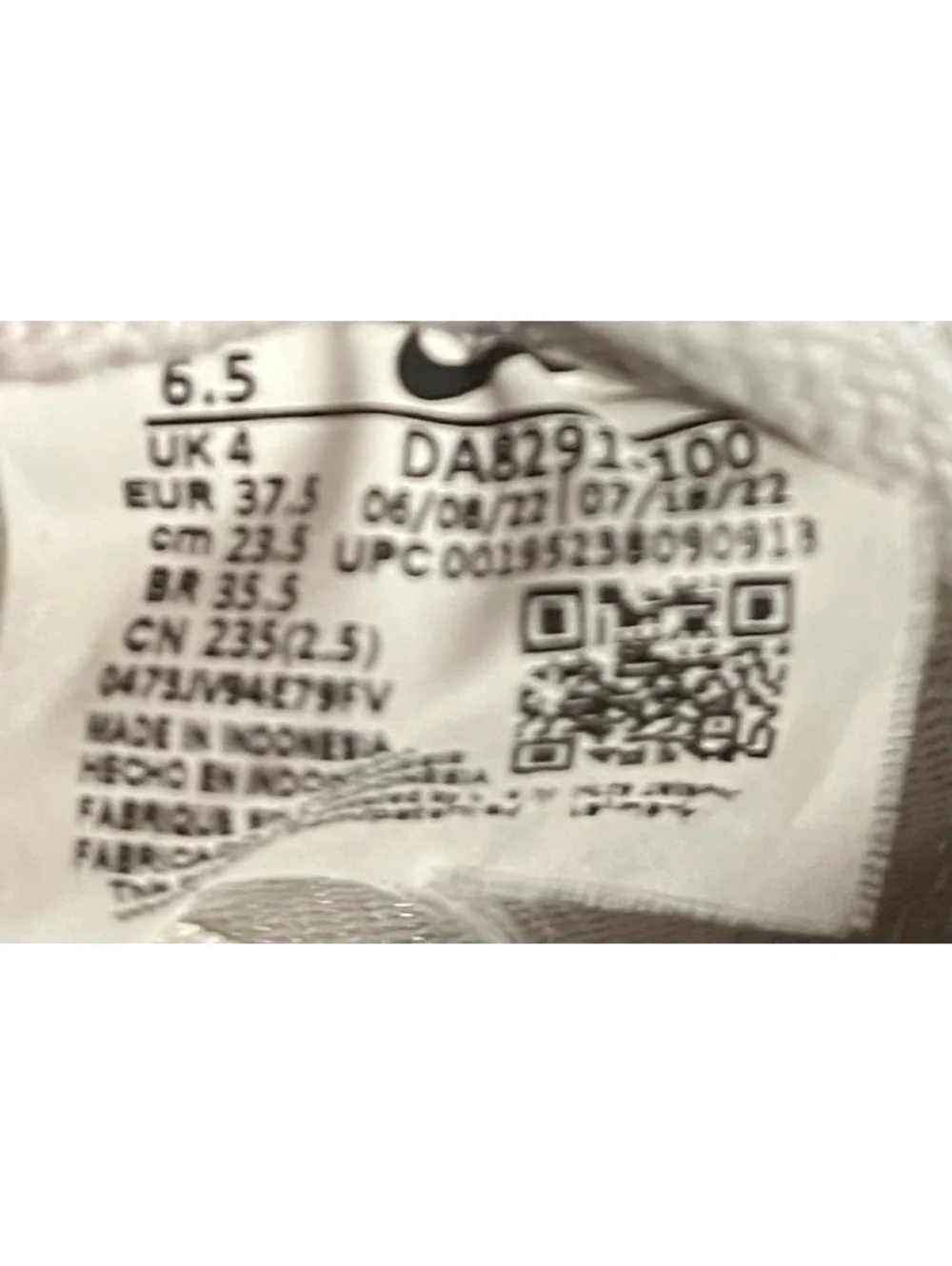 Nike Waffle Trainer 2 Running Shoes Size 6.5 White Black