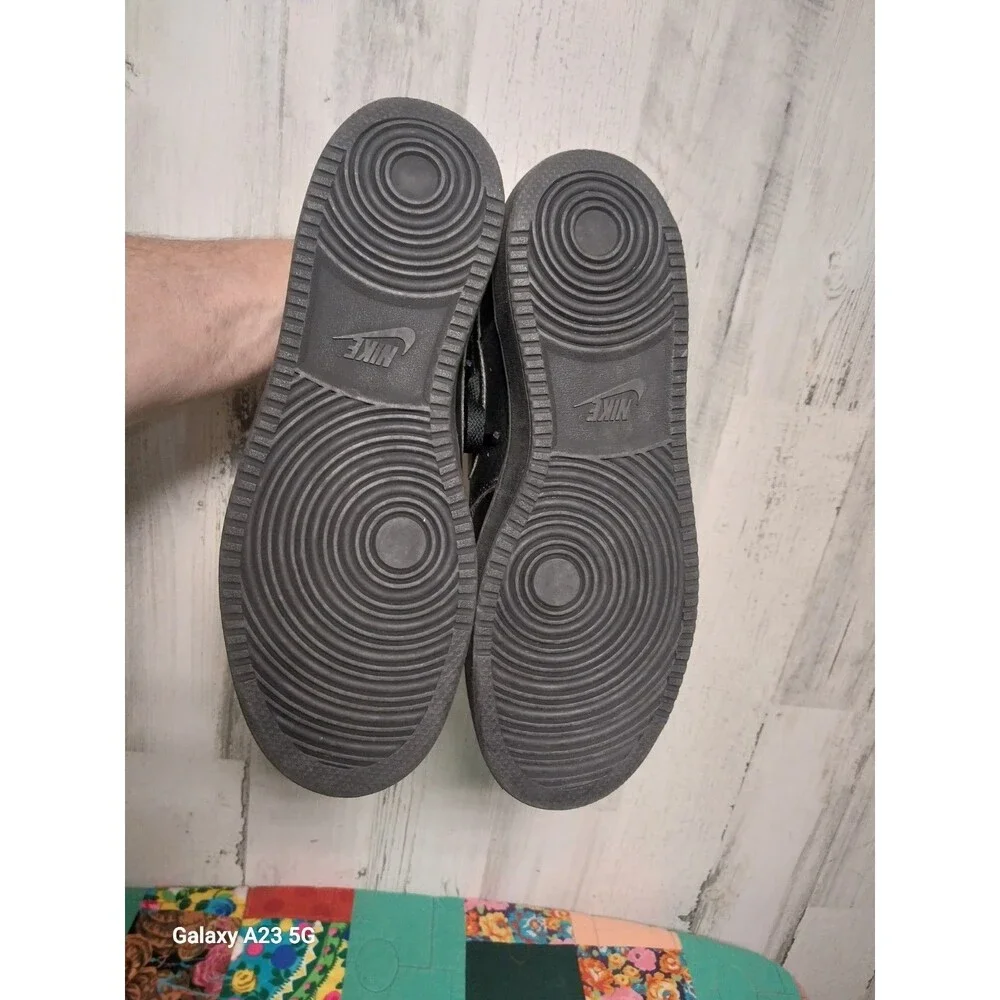 Nike gently used