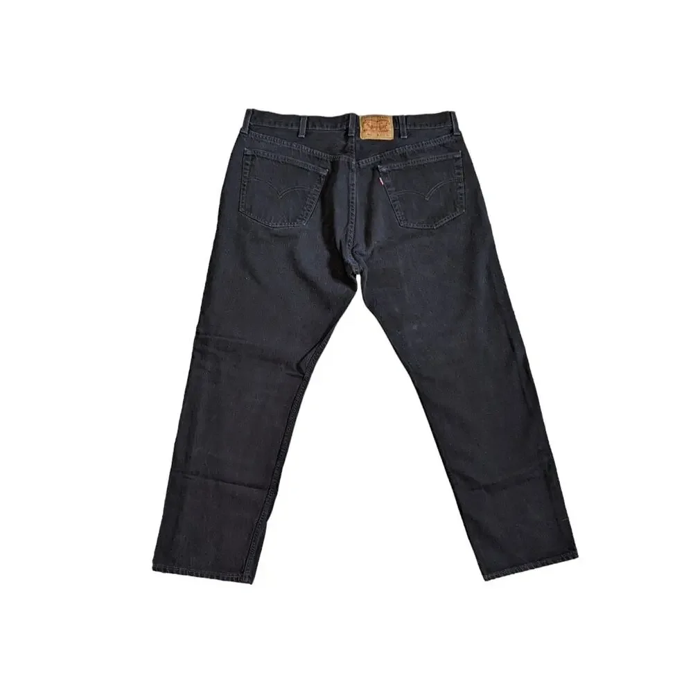 Levis free trades