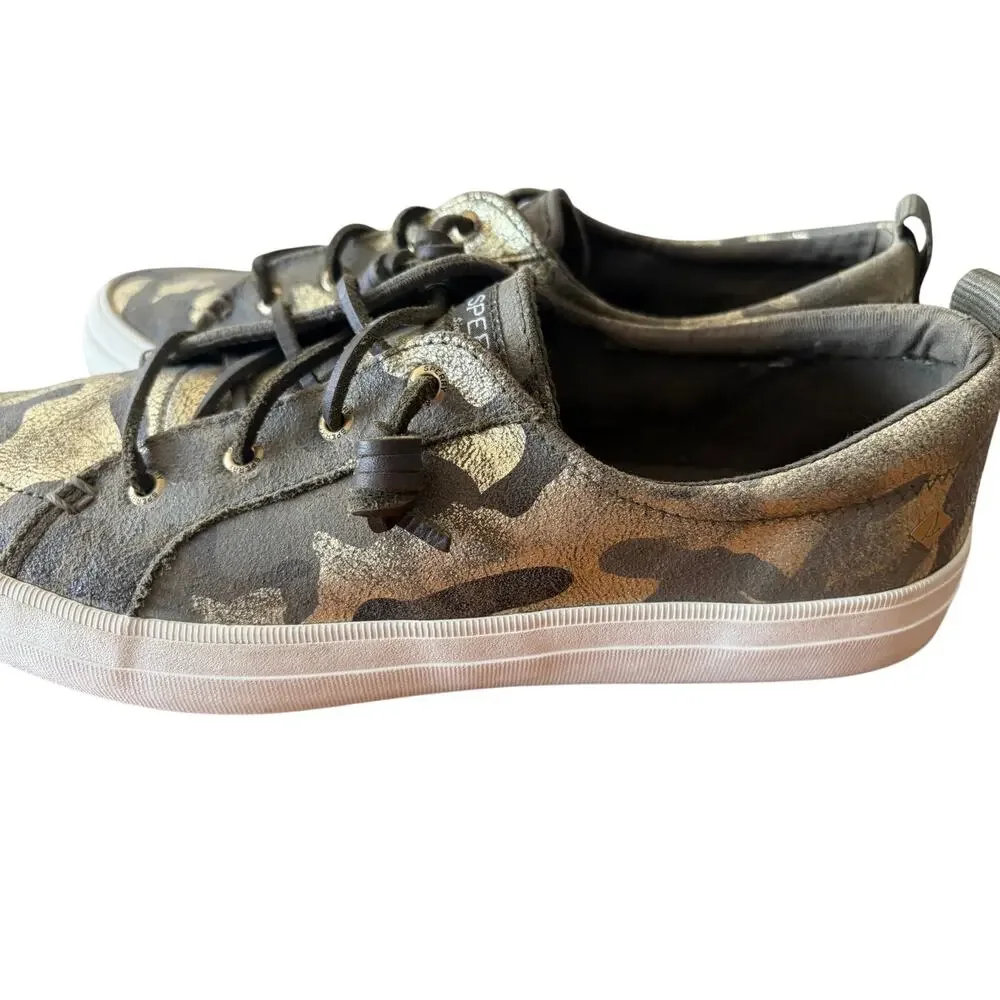 Sperry crest vibe