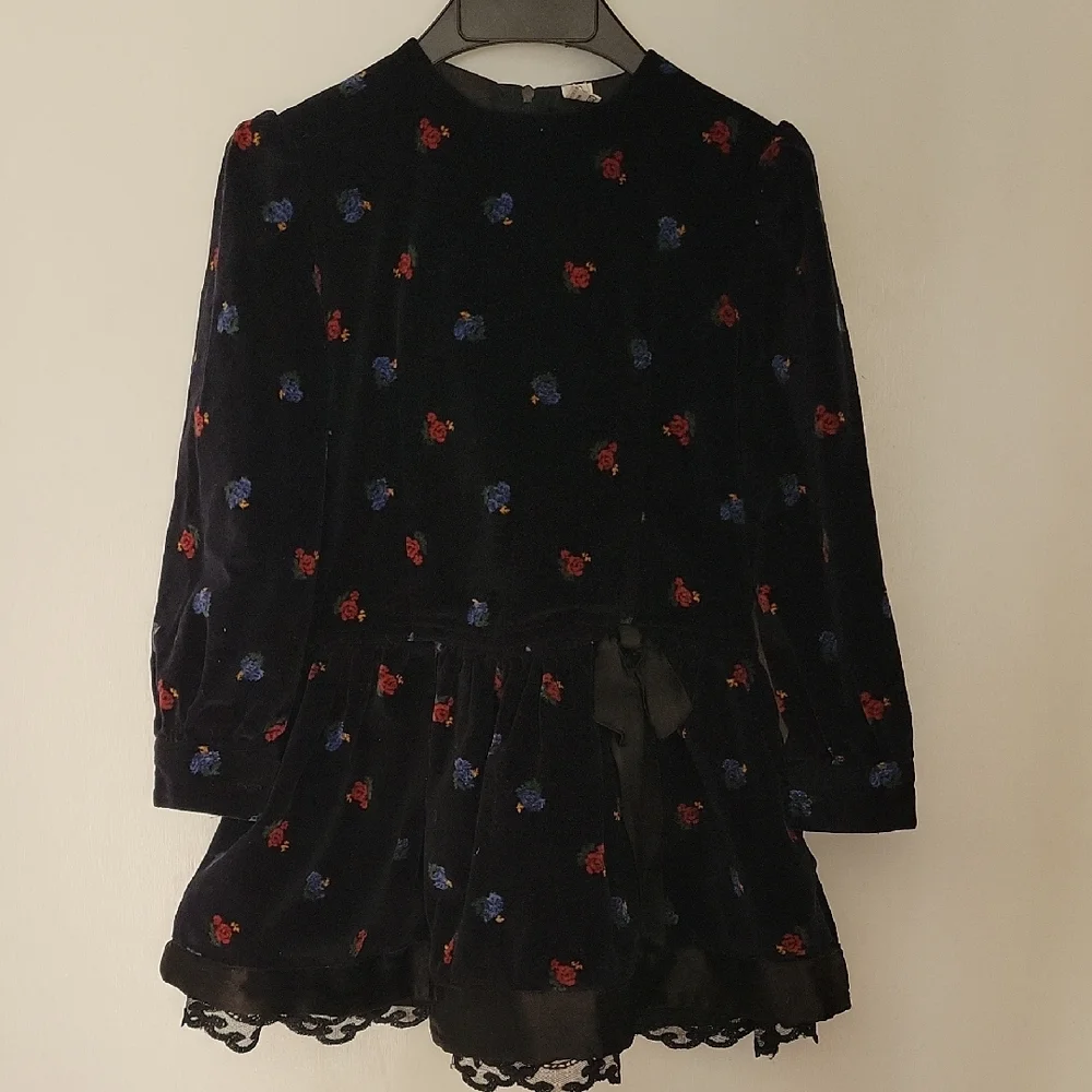 unbranded this elegant