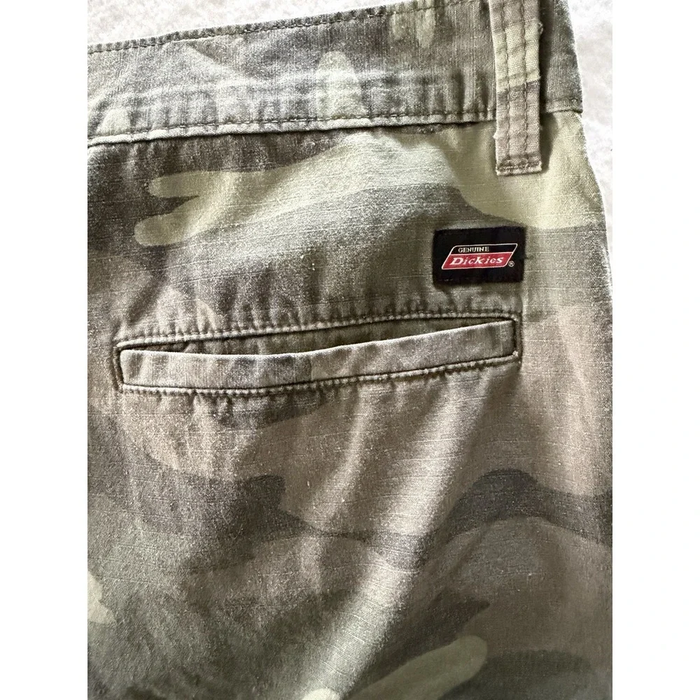Dickies these are