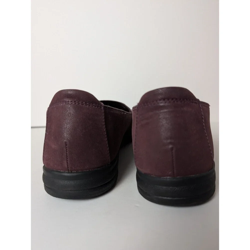 Clarks cloud women