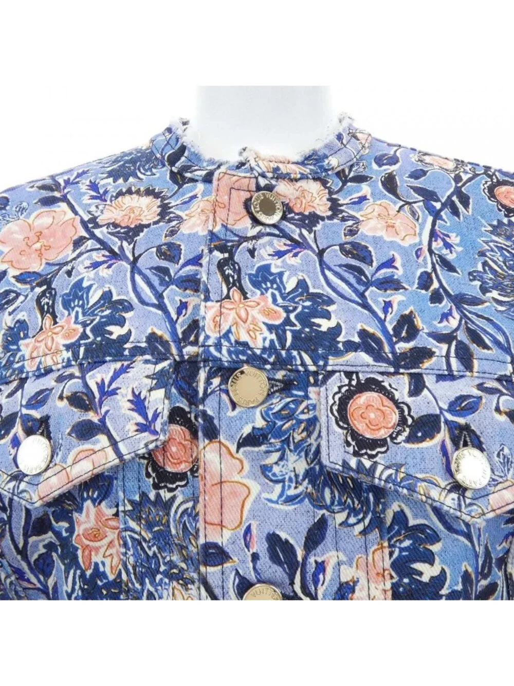 Louis Vuitton 05 carefully blue