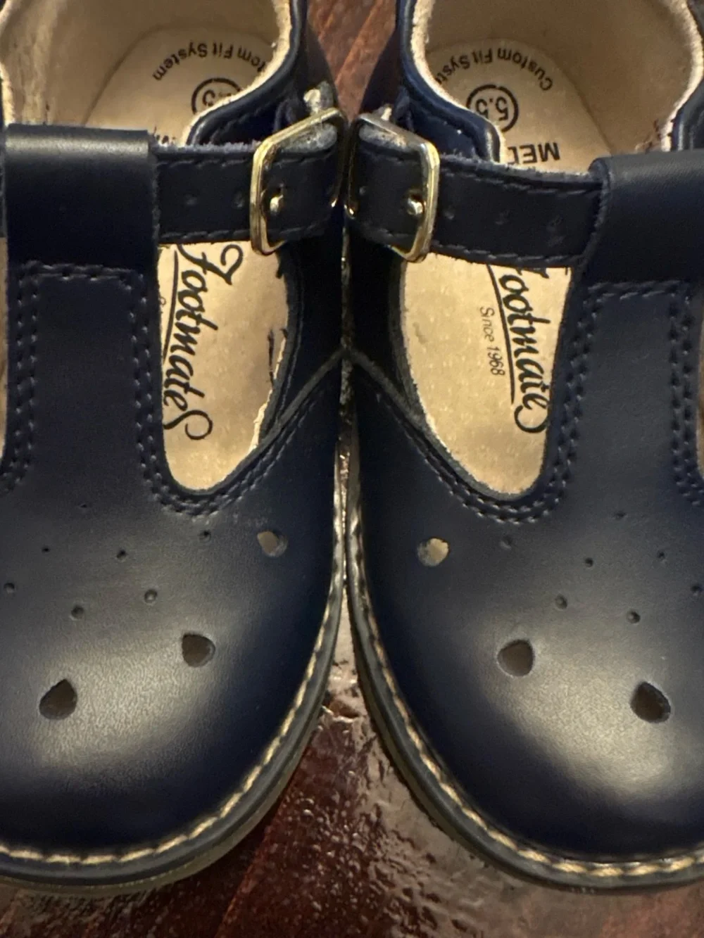 FootMates size medium