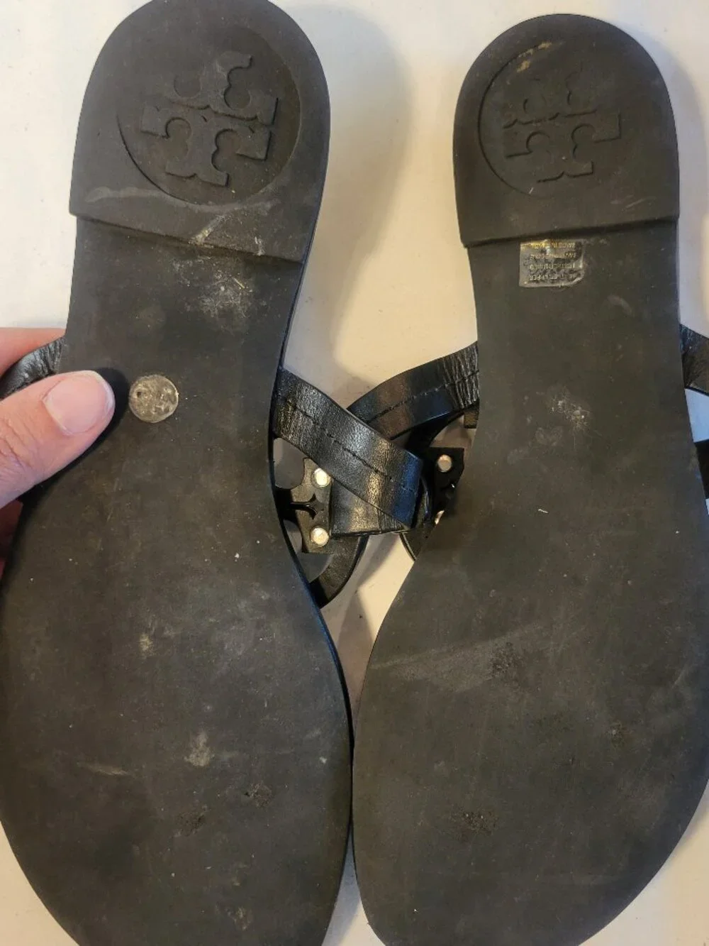 Tory Burch Miller Black Leather Thong Sandals Silver Logo Women's Size 7