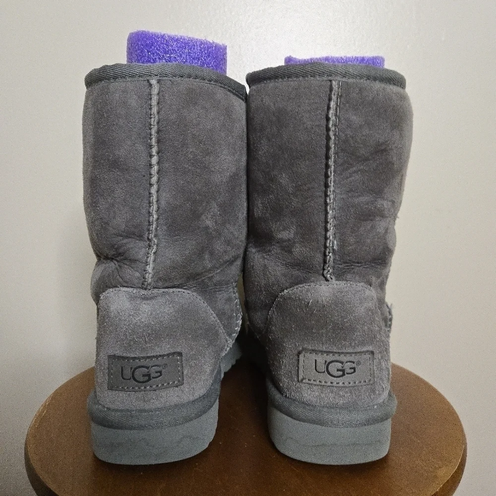 UGG size no