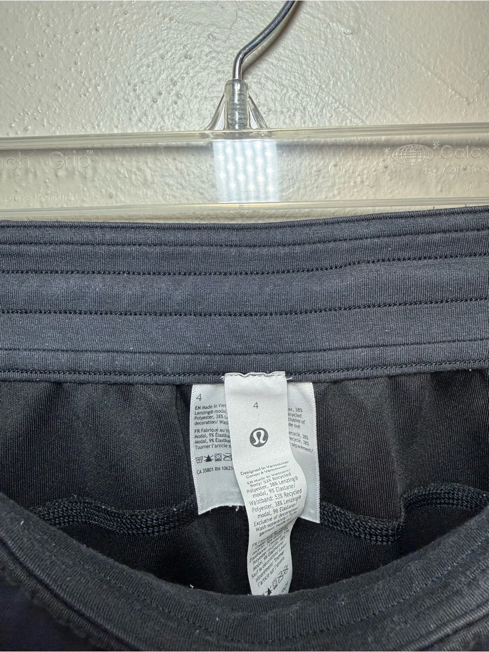 lululemon athletica lightweight athletic