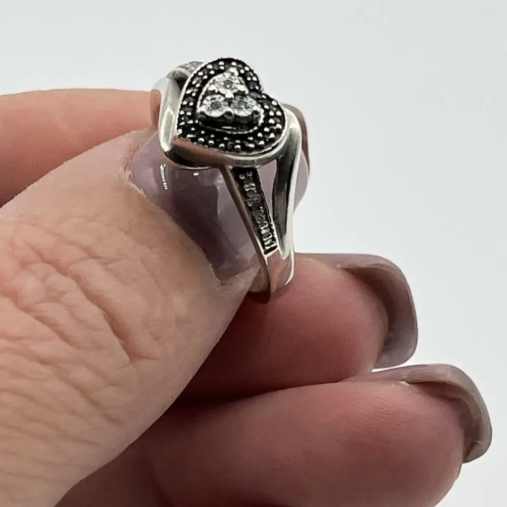 Unbranded sterling silver