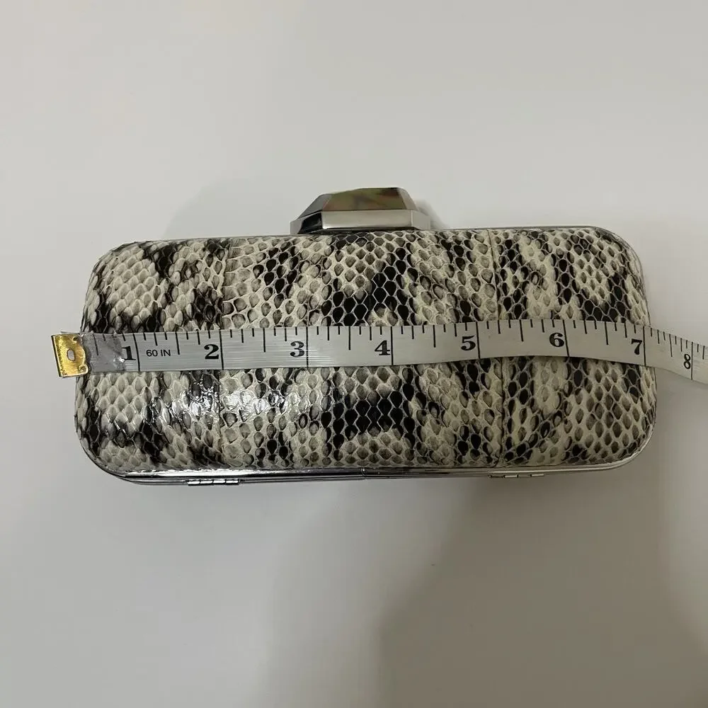 Rafe snake skin