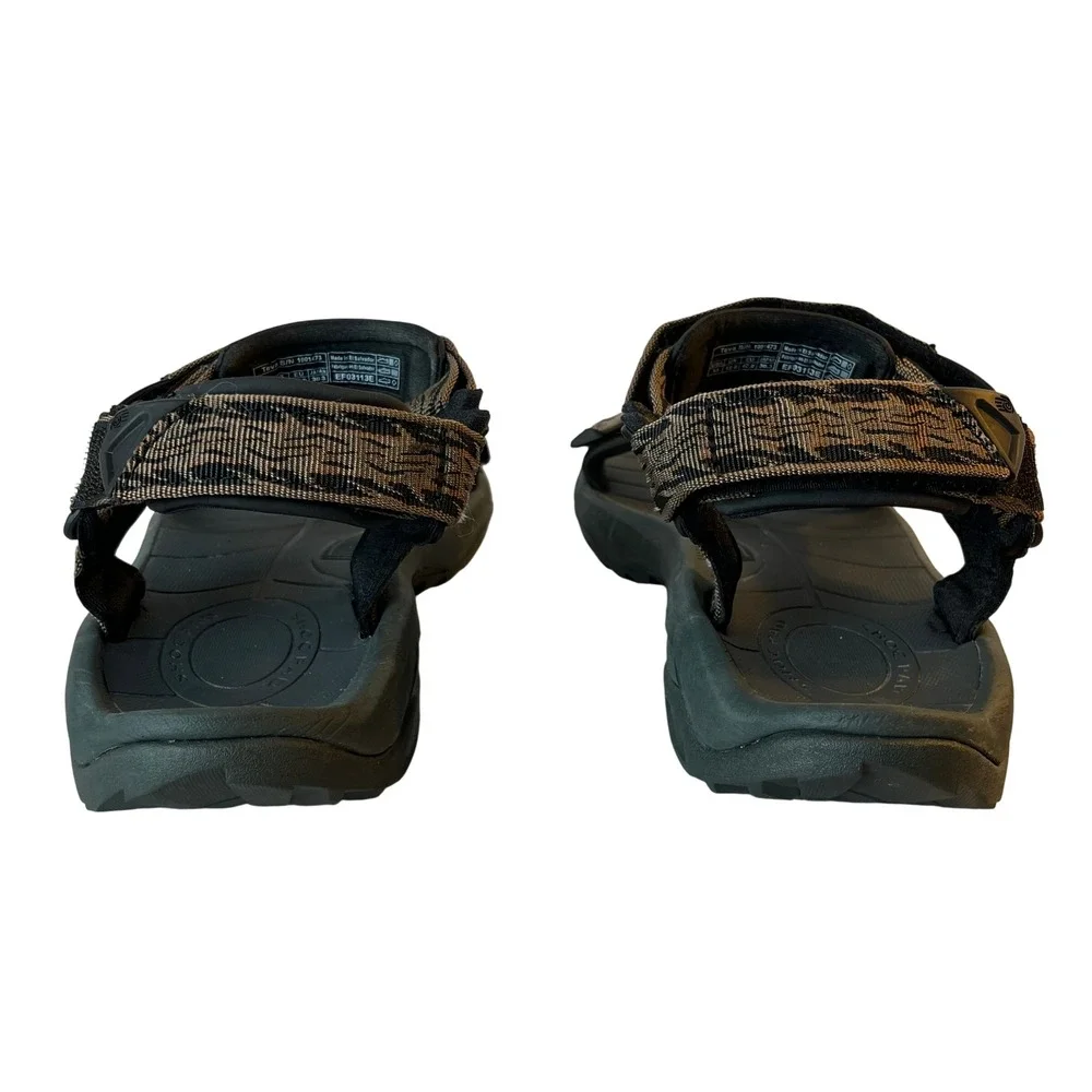 Teva built hiking