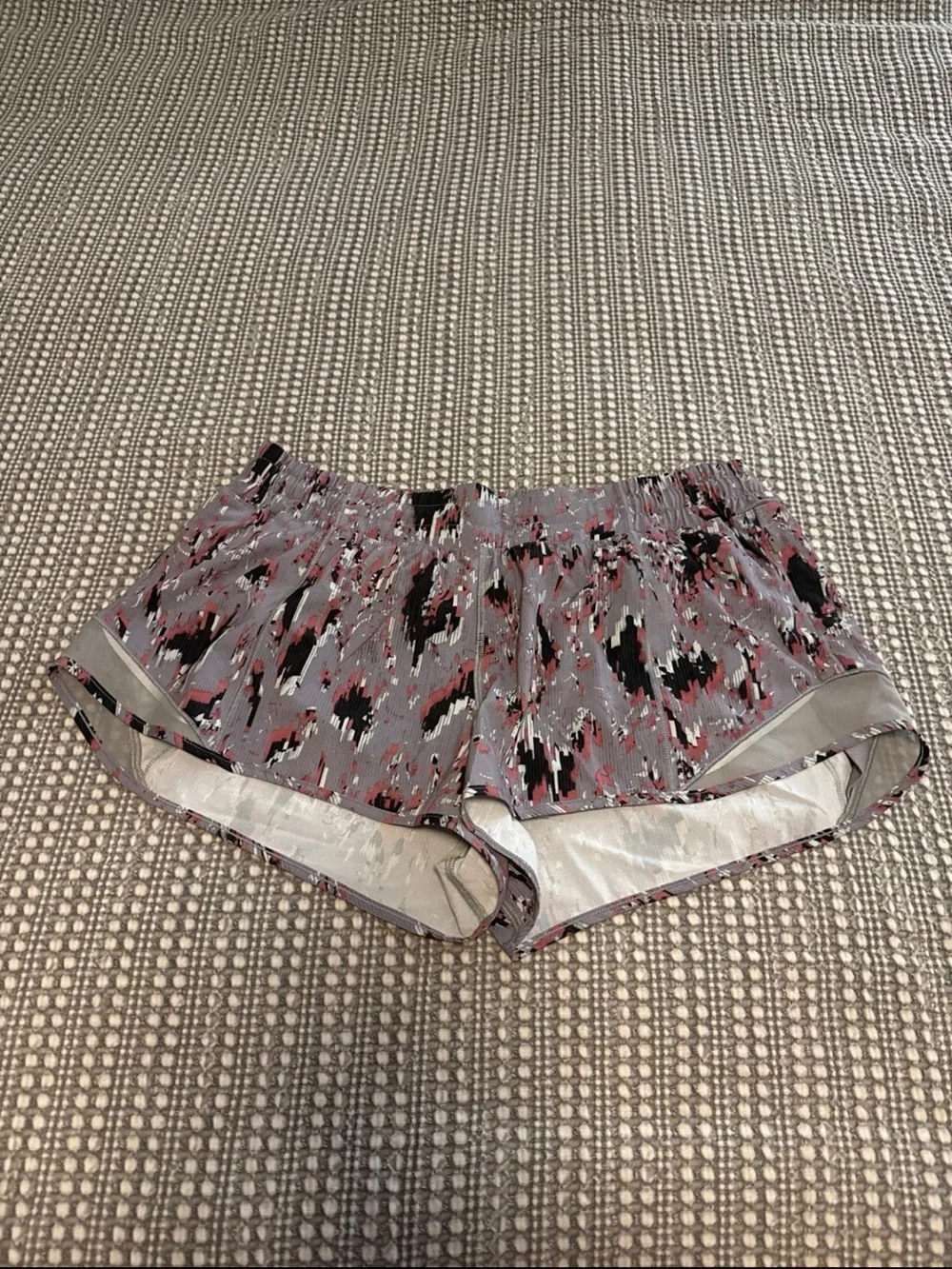 lululemon athletica lululemon hotty