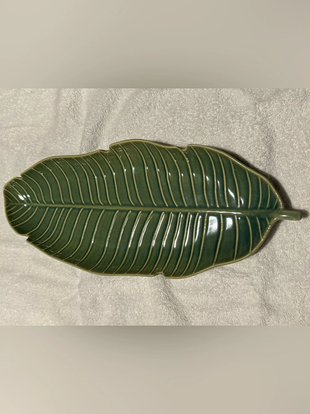 Green Ceramic Banana Leaf Serving Platter