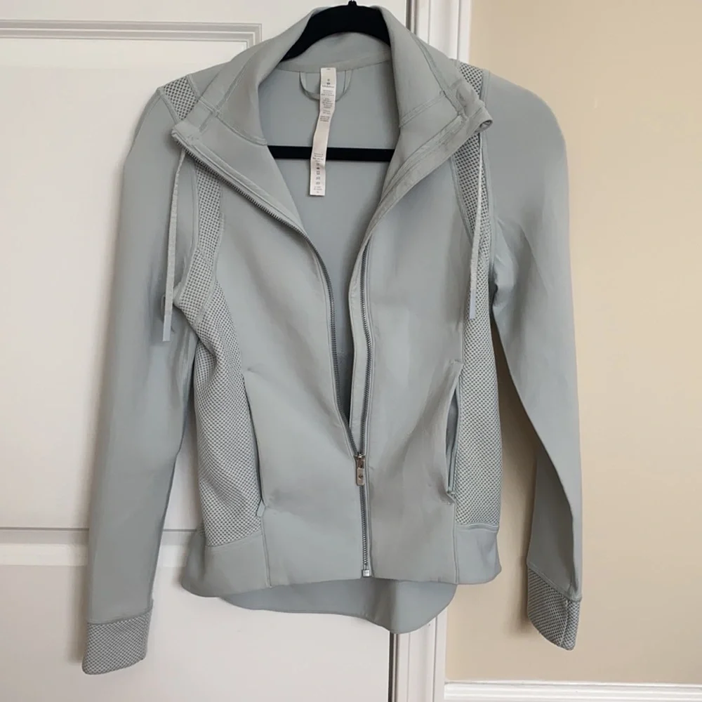Lululemon light blue jacket size 6