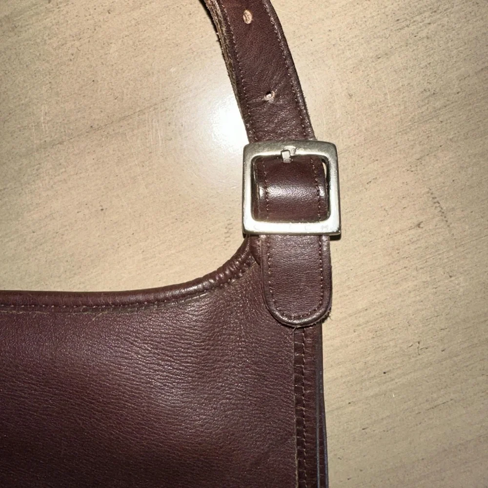 Coach vintage legacy