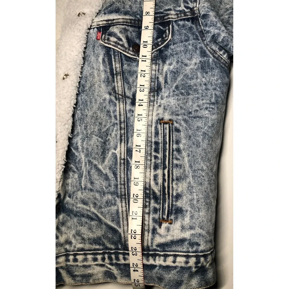 Levis freshly washed