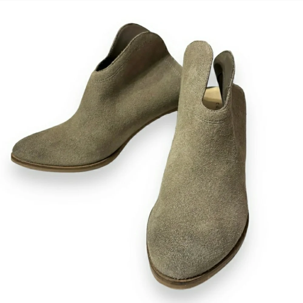 CHINESE LAUNDRY Kelso Suede Open Backed Bootie NWOT!
