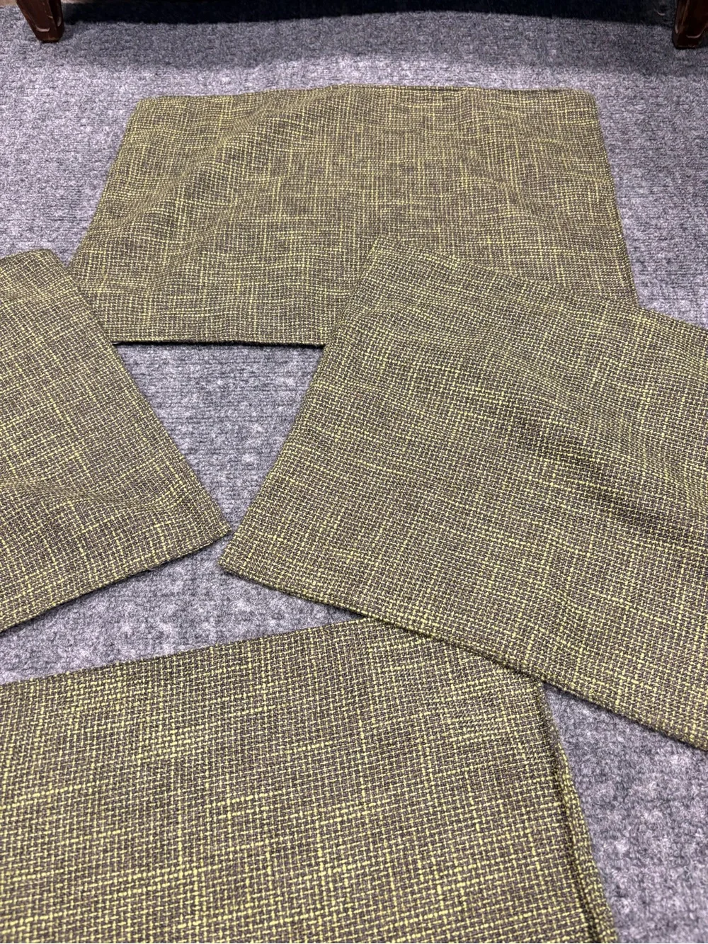 Kevin Textiles stylish olive