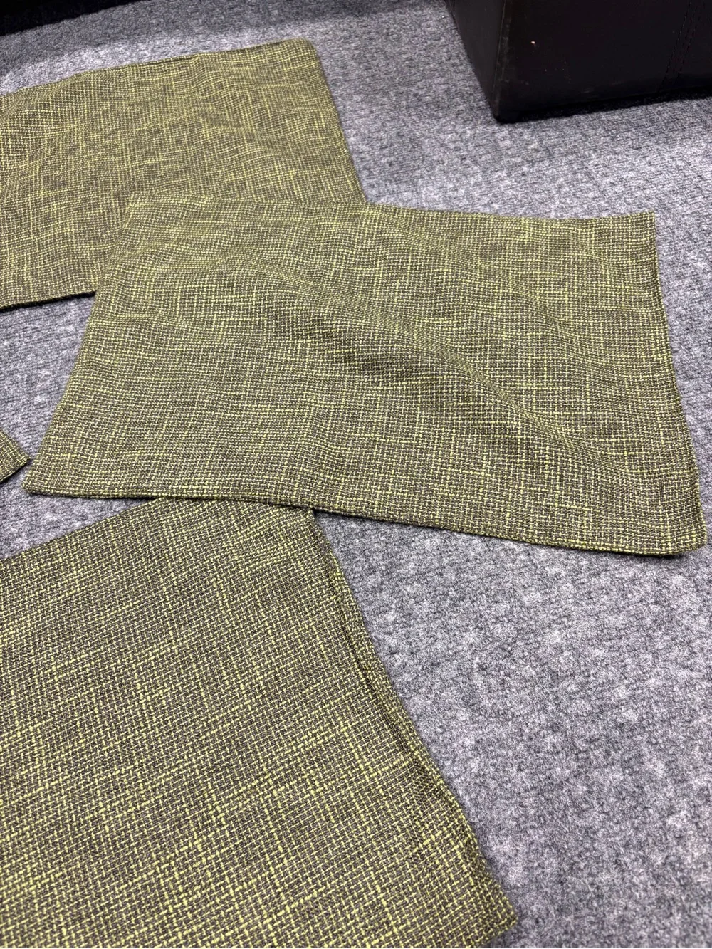Kevin Textiles stylish olive